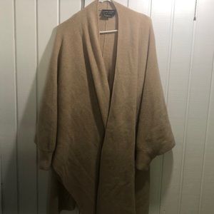 Anne Klein wool shawl with arms
